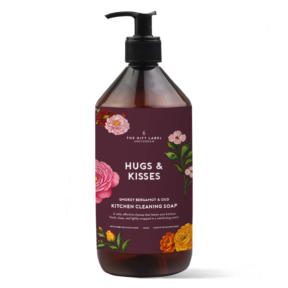 Tiskiaine Hugs & Kisses