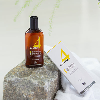 System 4 Climbazole shampoo 2, käsitellyt ja kuivat hiukset