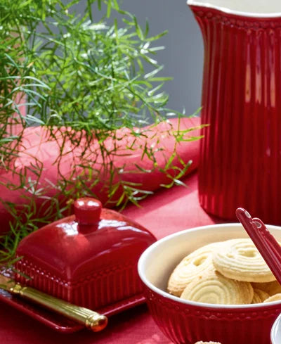 Muki Alice tummanpunainen